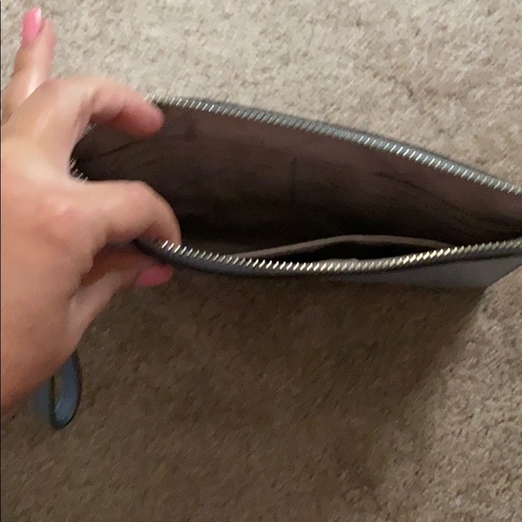 Michael kors wristlet great for going out. - Picture 2 of 2